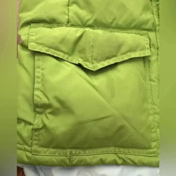 j.crew | ladies puffer vest, outerwear. Size: S. - Picture 2 of 11